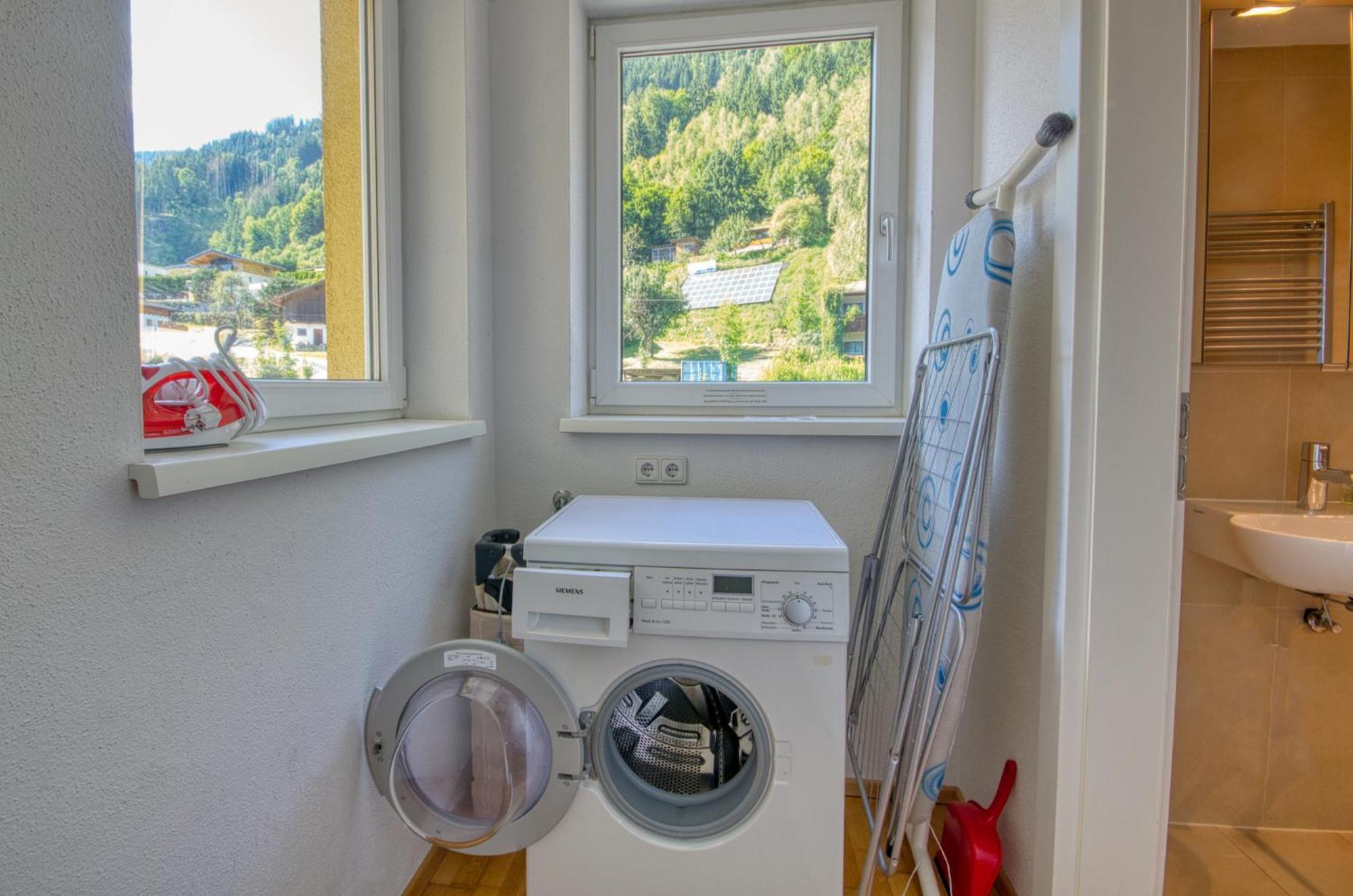 Apartment Leon - By Alpen Apartments Zell am See Exterior foto